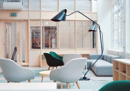 What is the difference between coliving and commune?