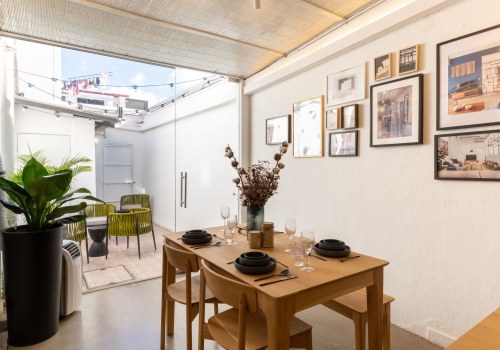 What is the difference between coliving and traditional?